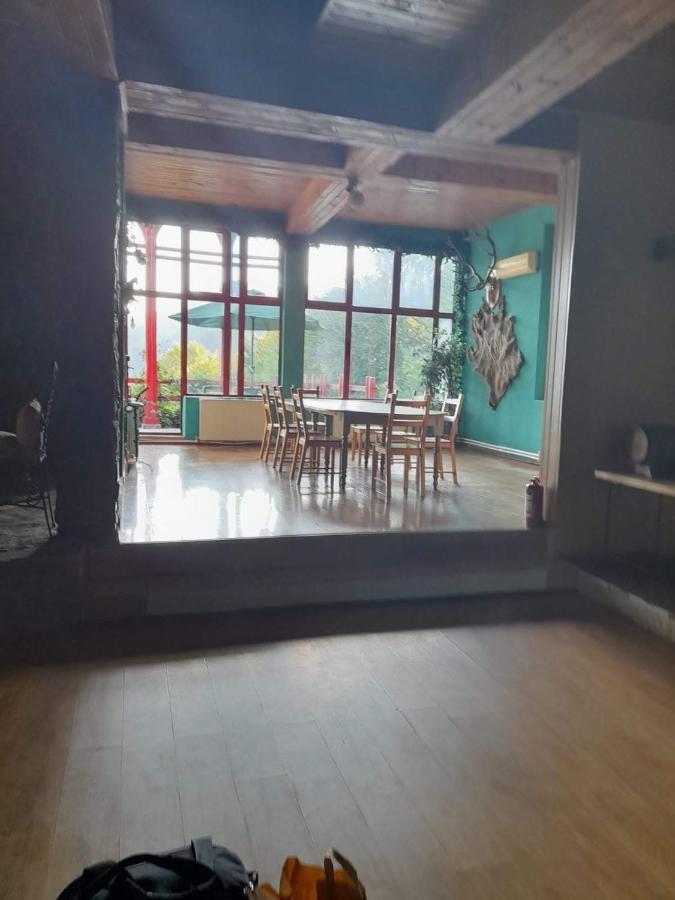 Barlogul Ursilor Lepsa Otel Dış mekan fotoğraf